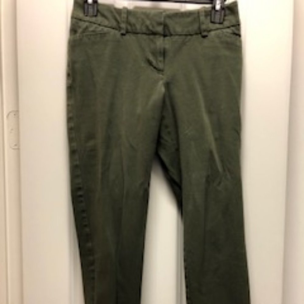 Green Cropped pants